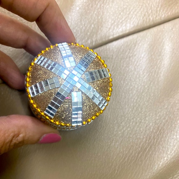 SET OF 2 mirror work golden boxes- Perfect for gifting or own use. Brand new. - Picture 6 of 8